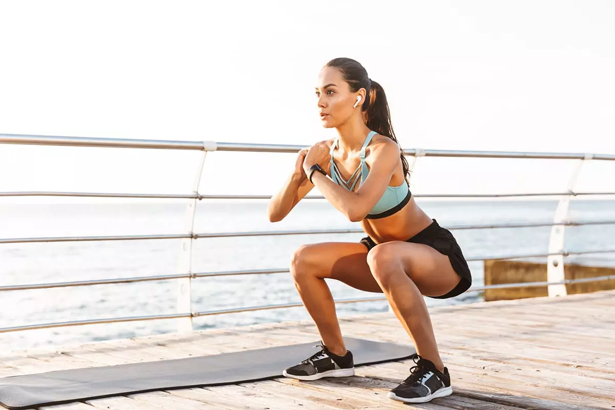 8 Leg Workouts for Women That Quickly Shape and Define Legs