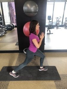Stationary Lunge with Leg Lift 1