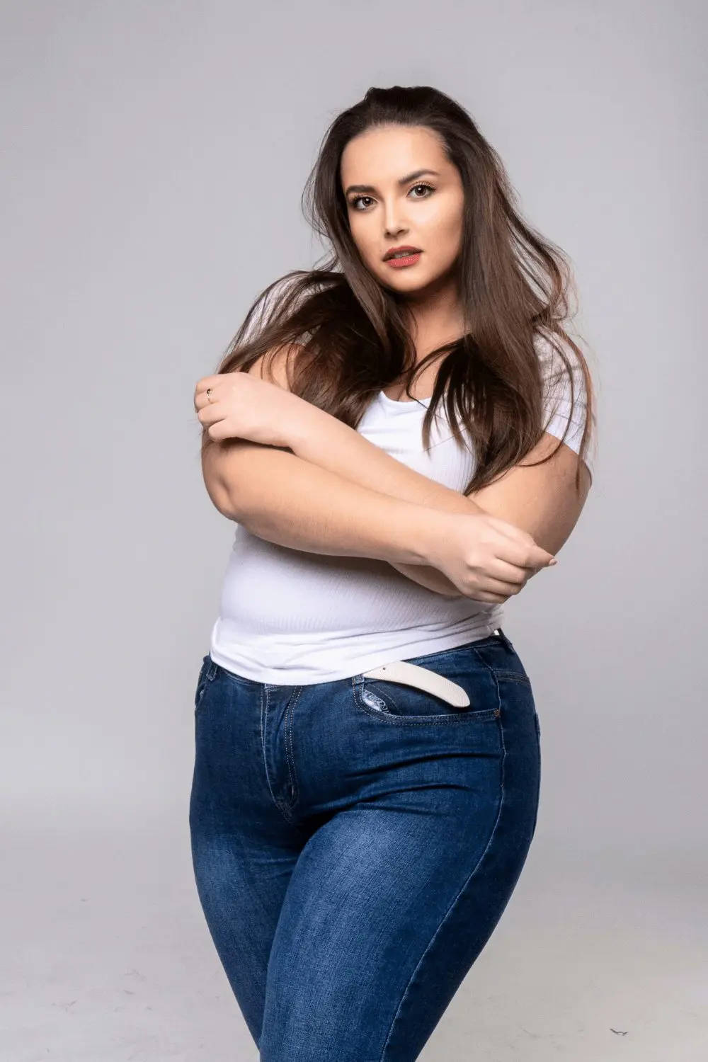 Jeans for Curvy Women: Where to Shop and How to Show off Your