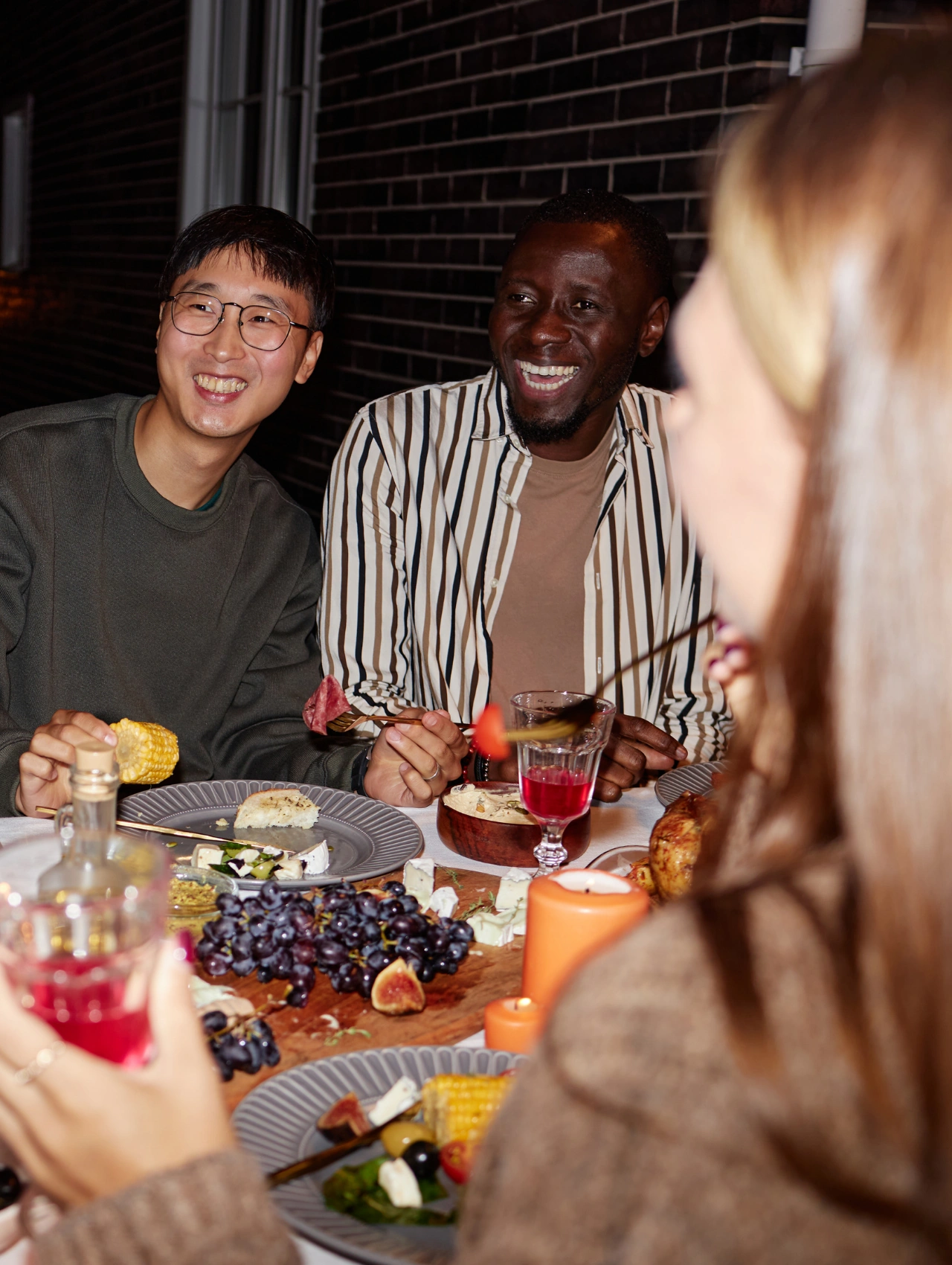 Collage-style guide showing festive Thanksgiving Party Ideas from setup to decor.