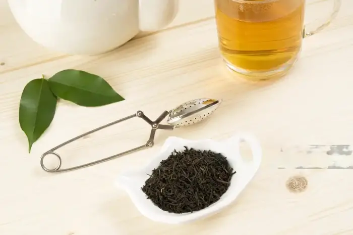 The Ancient and Best Way to Brew Loose-Leaf Tea copy