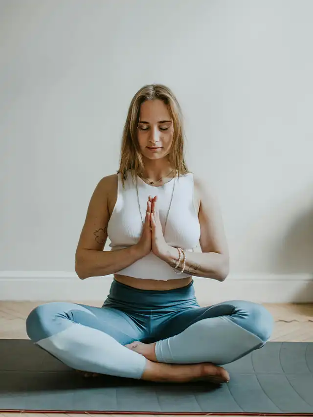 6 Effective Grounding Techniques for Anxiety, Calmness, Health, and Mindfulness