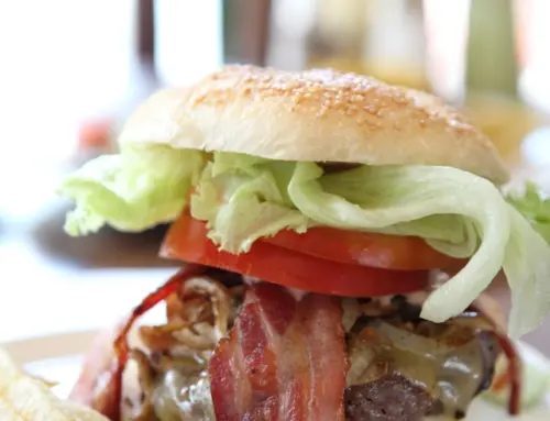 Chivito uruguayo: ¡Prueba el emblemático sándwich de carne de Uruguay!