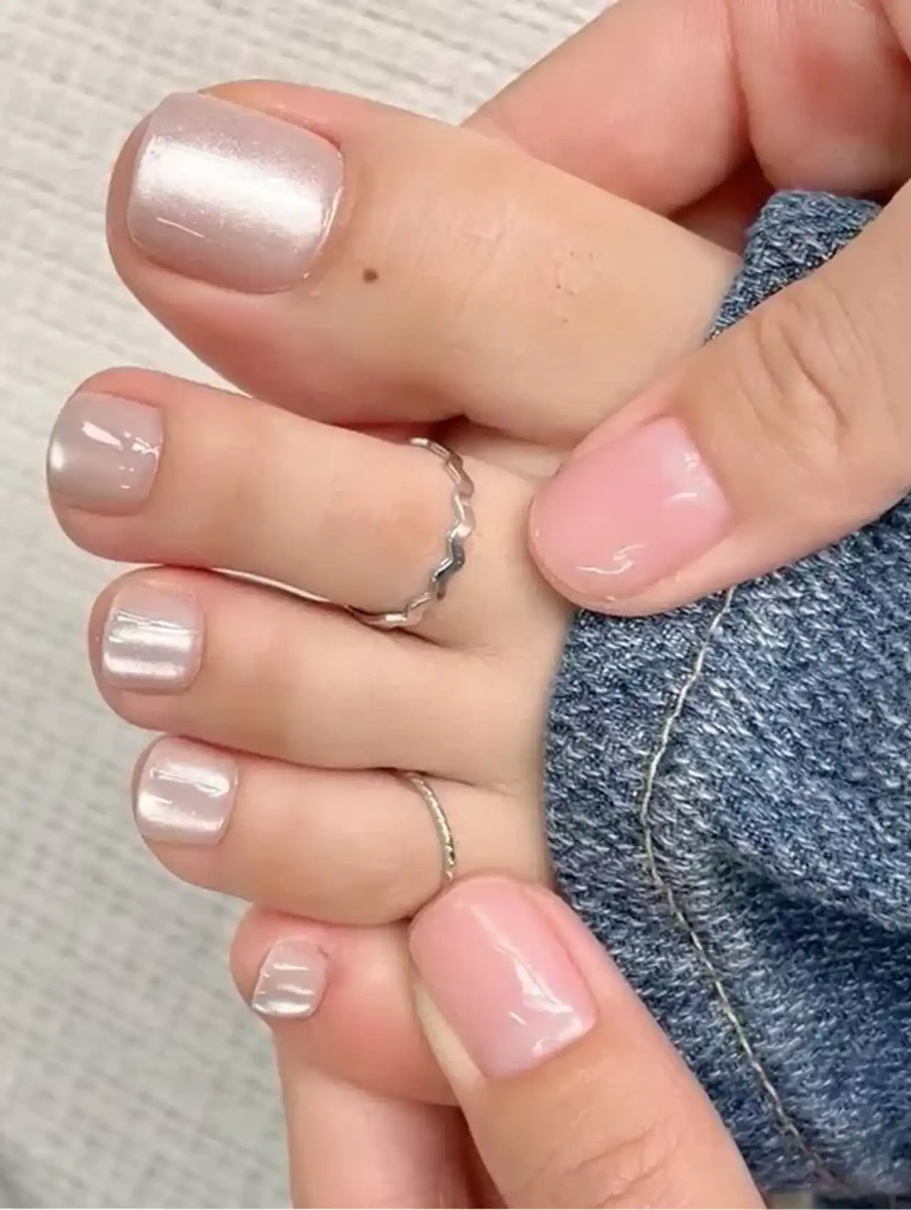 Champagne shimmer summer toe nail design with glossy finish