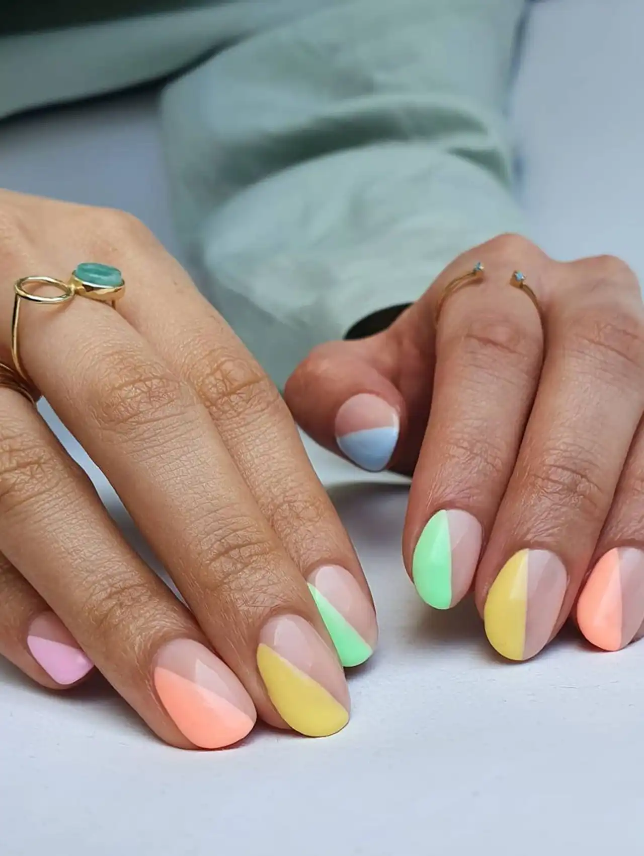Pastel diagonal split nails – summer nail designs
