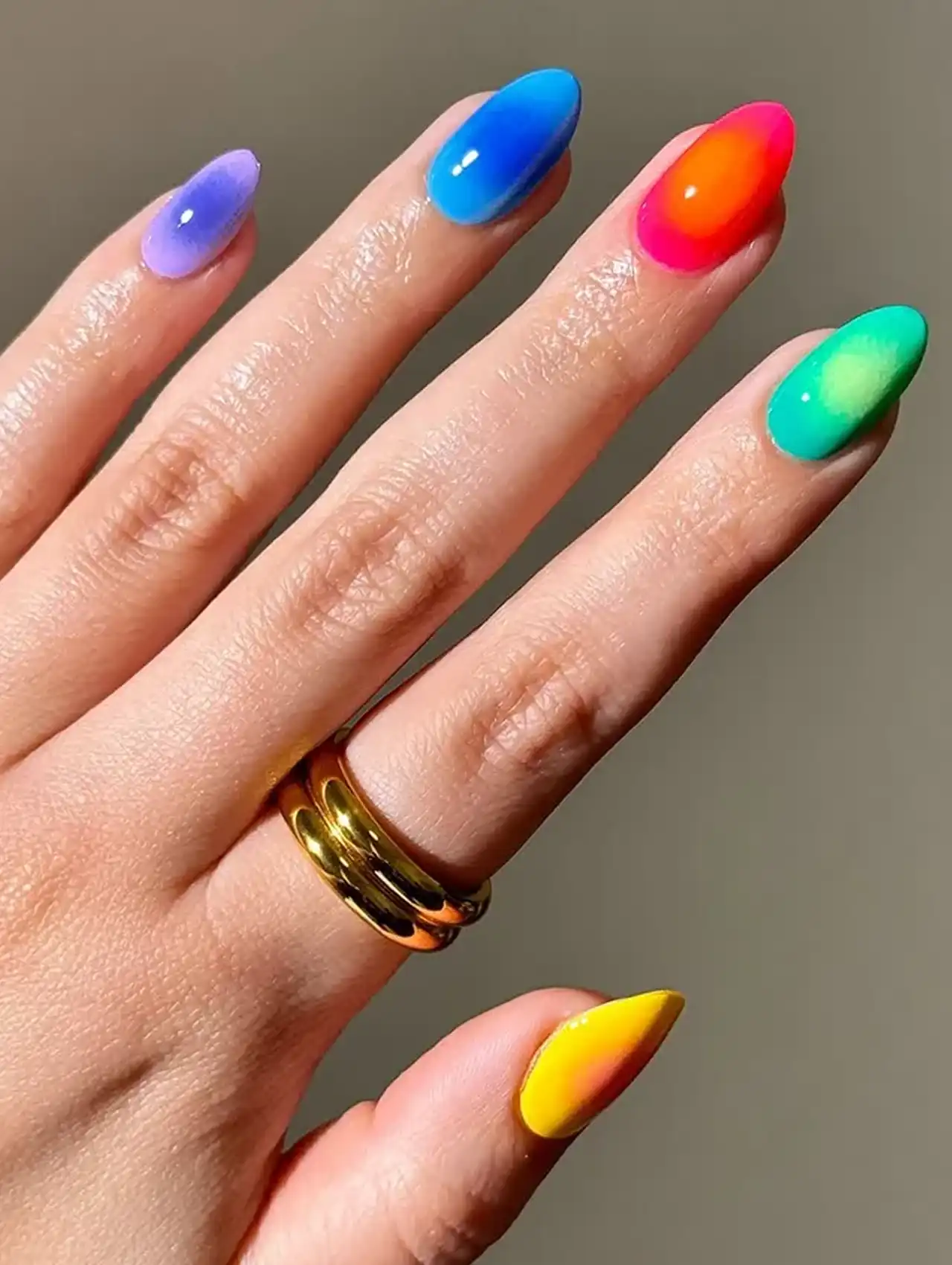 Neon French tip nails in pink – summer nail designs
