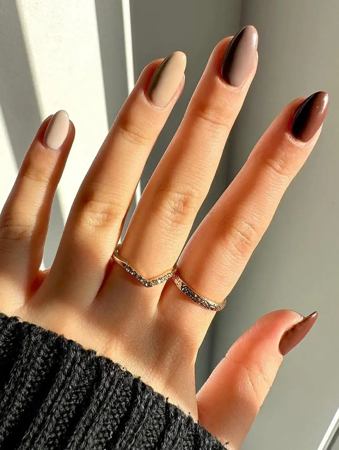 Espresso shades november nail design with neutral brown tones