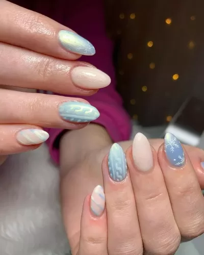 Frosted Knit Wonderland Winter nails Cozy Frosted Elegance Nails