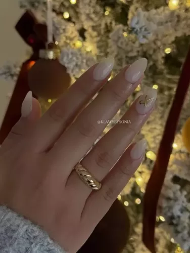 Golden Bow Bliss Winter nails Simple Bows 