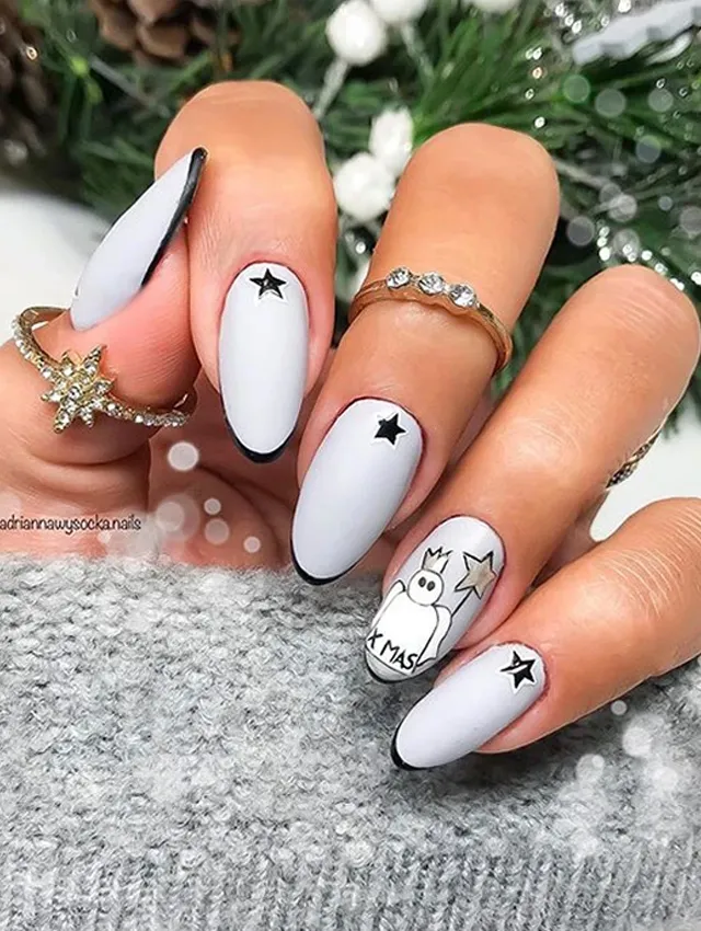 modern Christmas nails