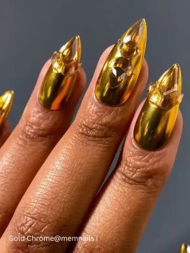 Uñas Cromo Dorado con Cristales