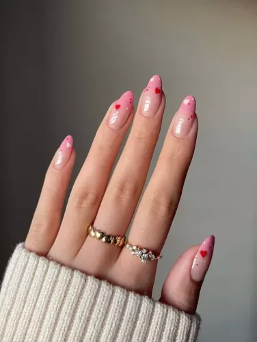 Valentines nails pink and red Minimal Heart Sprinkle