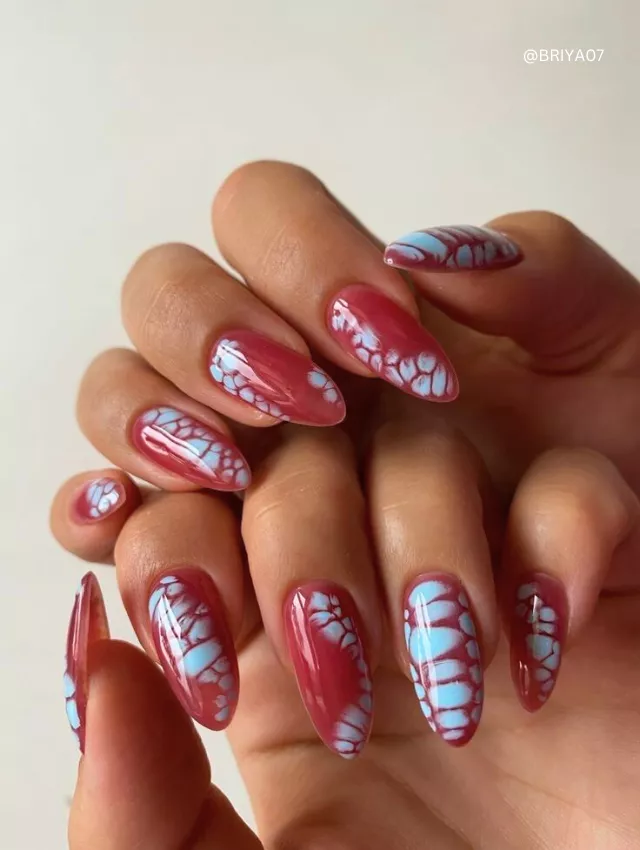 Blooming Nails
