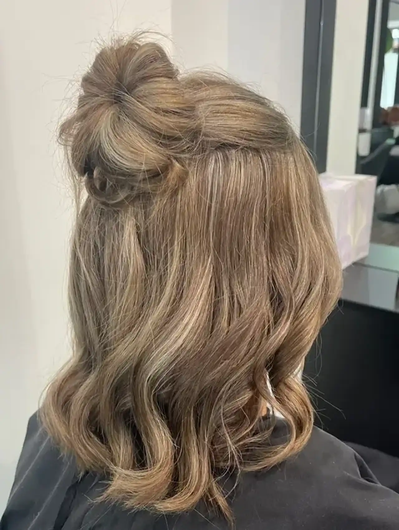 Chic half-up topknot hairstyle - easy hairstyles with volume and style