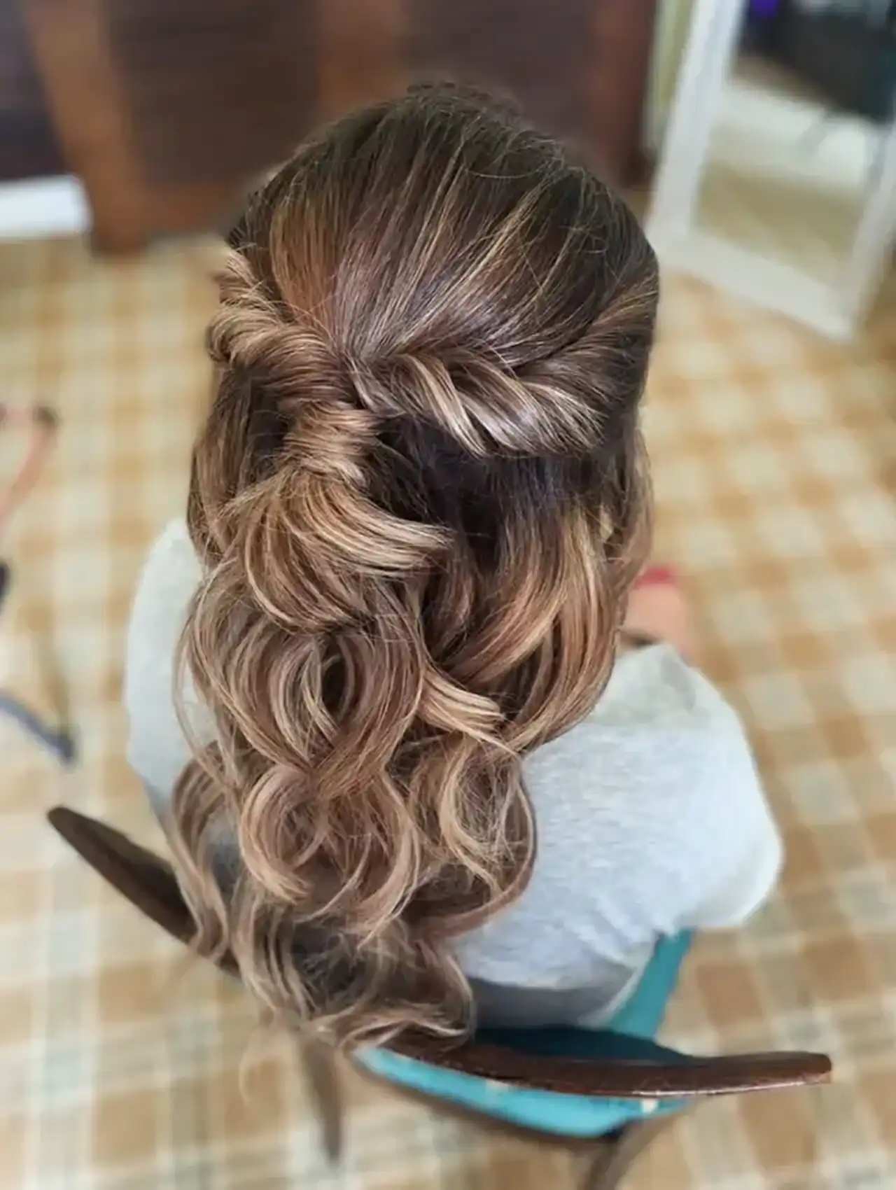 Romantic twisted half-updo - easy hairstyles with waves