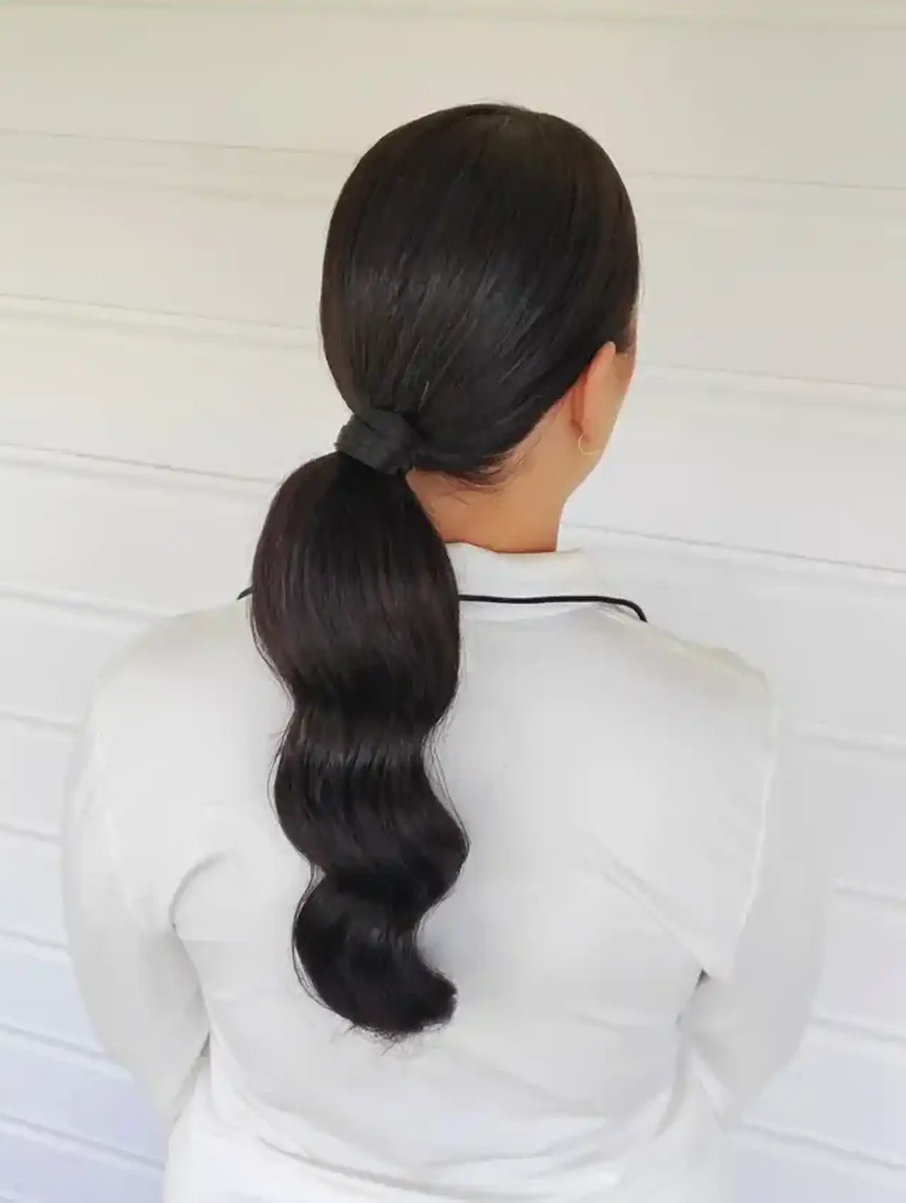Slicked ponytail - easy hairstyles for a modern sleek look
