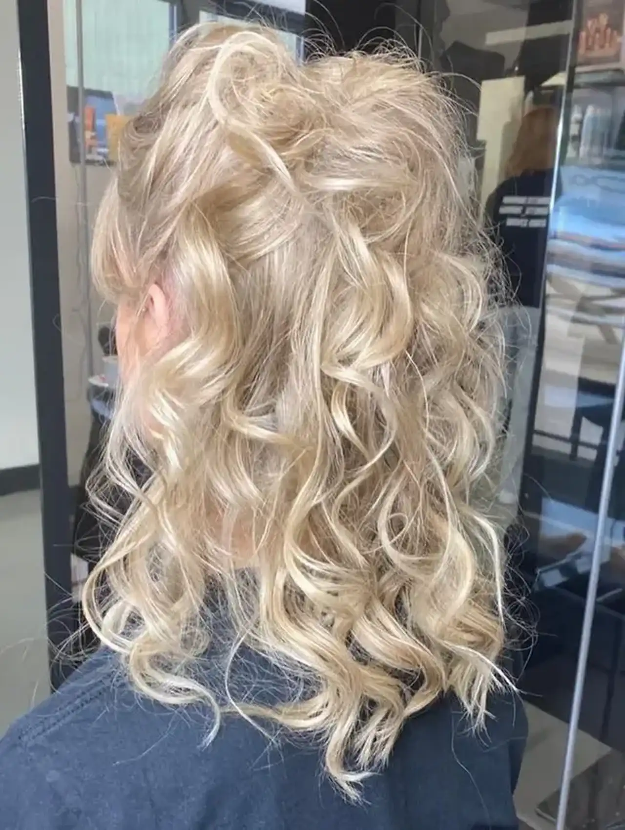 Tousled half-up twist hairstyle - easy hairstyles with volume