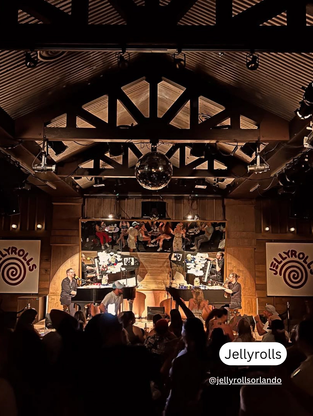 Lively piano duel night at Jellyrolls for Party Near Disney Orlando seekers.