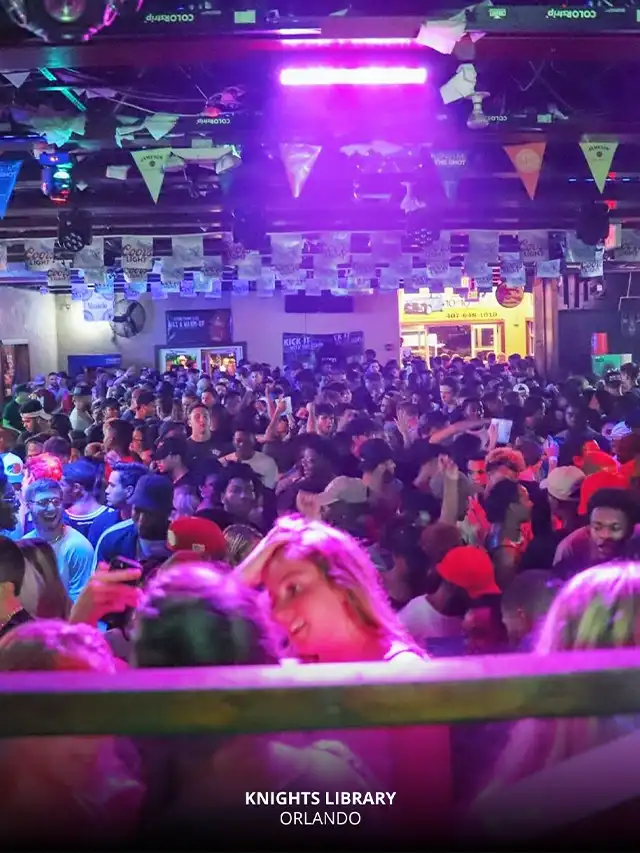 Packed dance floor and college crowd at Knights Library in Orlando – Orlando UCF Bars